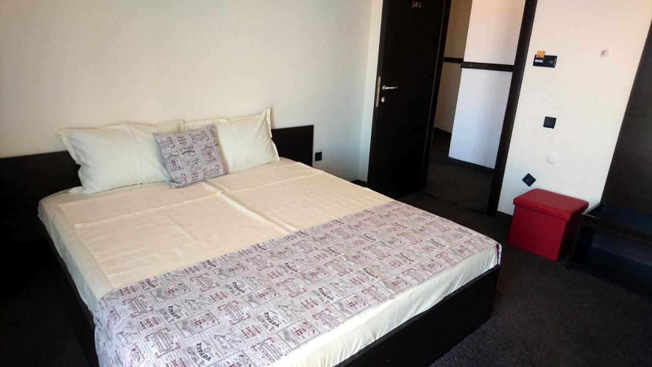 Park Apartments & Rooms Popovi Sandanski Ngoại thất bức ảnh