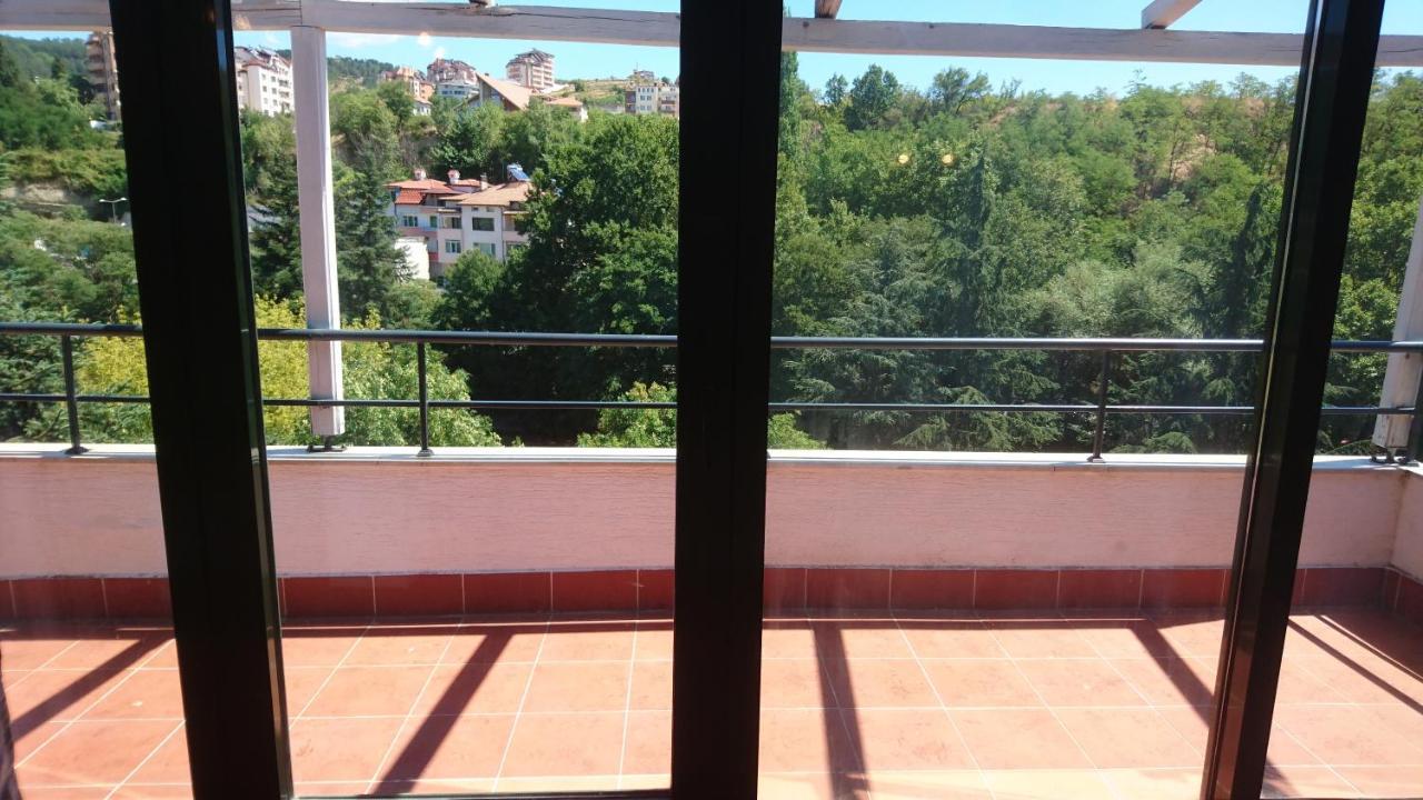 Park Apartments & Rooms Popovi Sandanski Ngoại thất bức ảnh