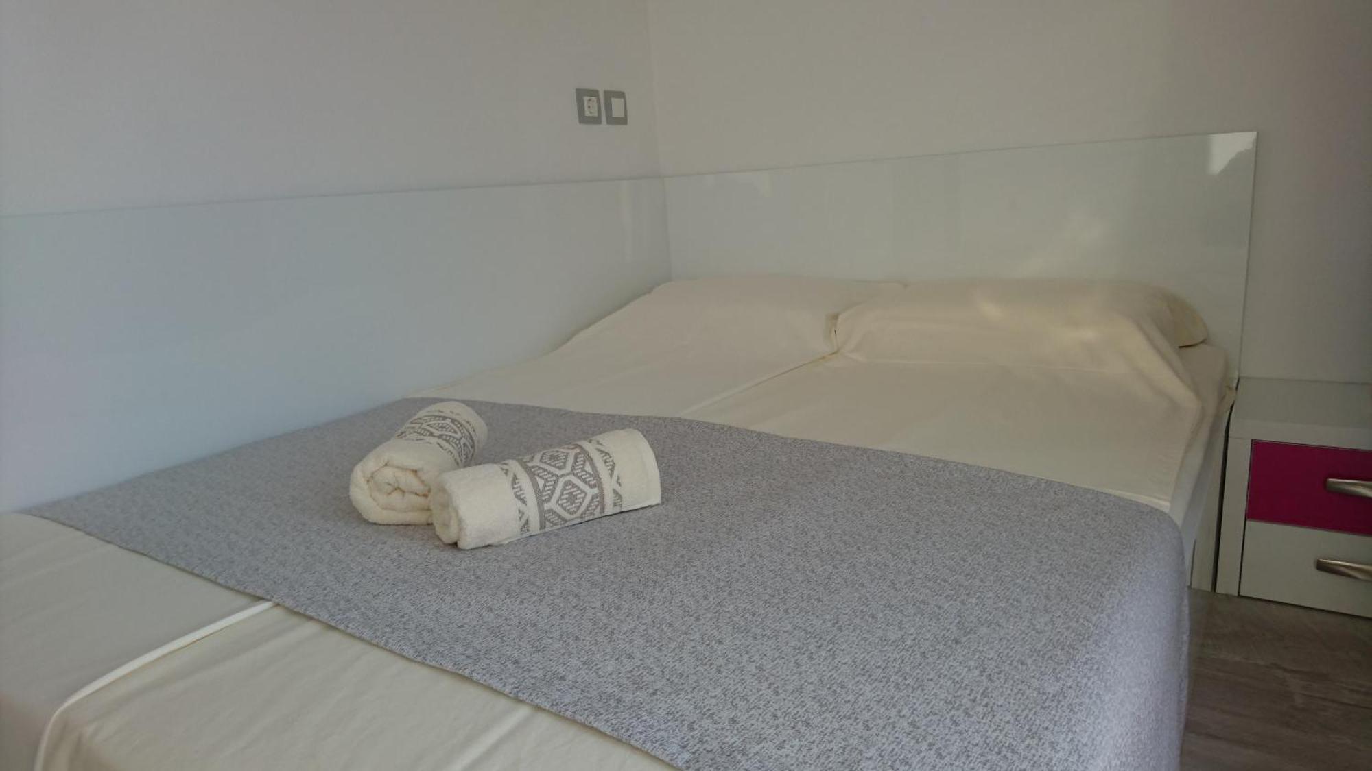 Park Apartments & Rooms Popovi Sandanski Phòng bức ảnh